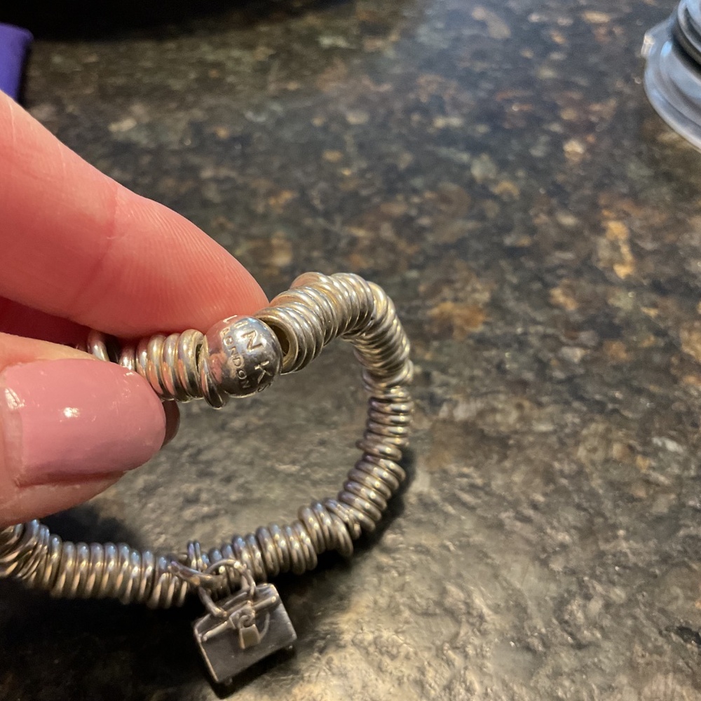 Links of London Sterling charm bracelet - Picture 2 of 4